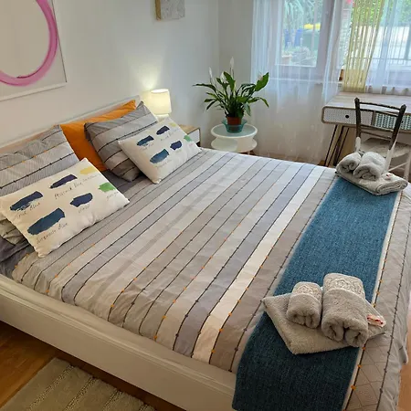 Appartement Oasis In Pjescana Uvala, 2 Min From The Sea