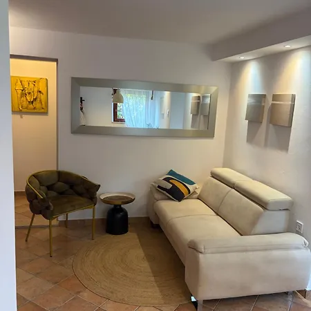 Oasis In Pjescana Uvala, 2 Min From The Sea פולה