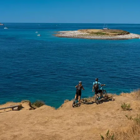 Oasis In Pjescana Uvala, 2 Min From The Sea דירה *